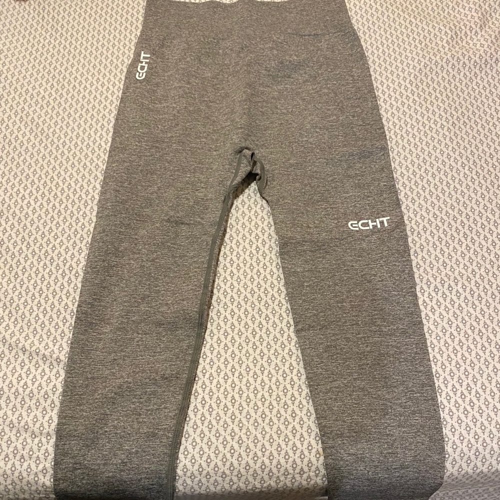 ECHT Capri Leggings